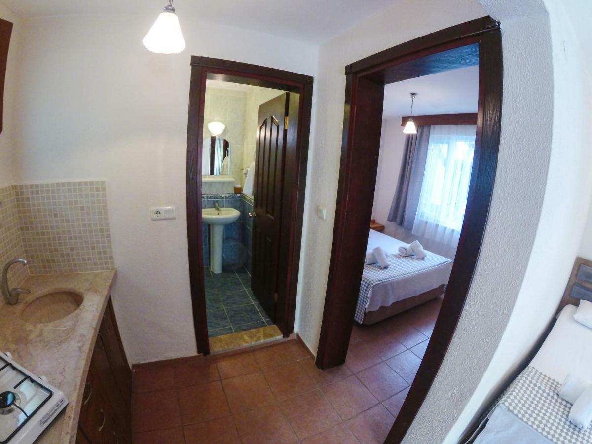 Ergul Motel Kucukkuyu Εξωτερικό φωτογραφία