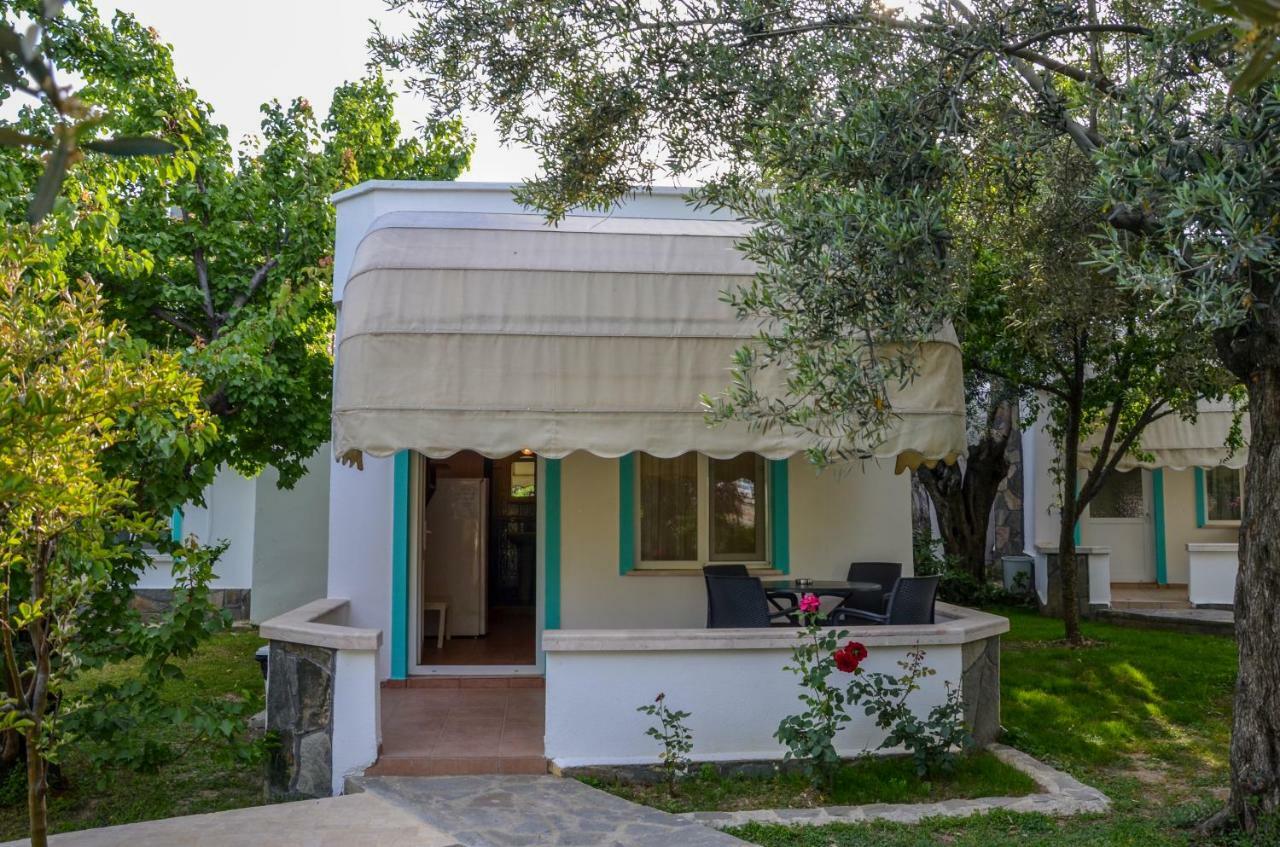 Ergul Motel Kucukkuyu Εξωτερικό φωτογραφία